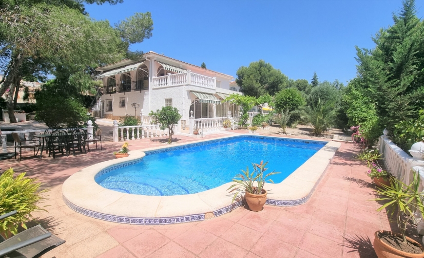 Sale - Villa - Pinar de Campoverde