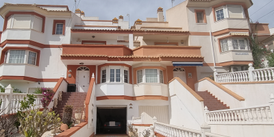 Town house on 2 levels  - Sale - Orihuela costa - Villamartin