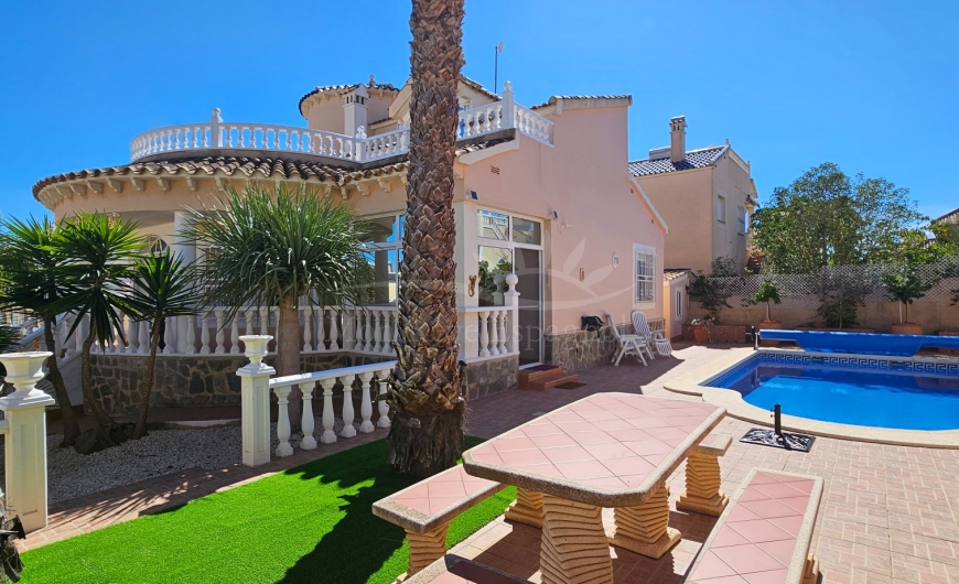 Sale - Villa - Pinar de Campoverde