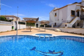 Sale - Town house on 2 levels  - Pinar de Campoverde