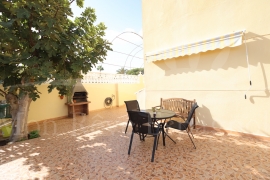 Sale - Villa - Orihuela costa - Playa Flamenca