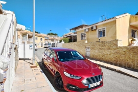 Sale - Town house on 2 levels  - Pinar de Campoverde