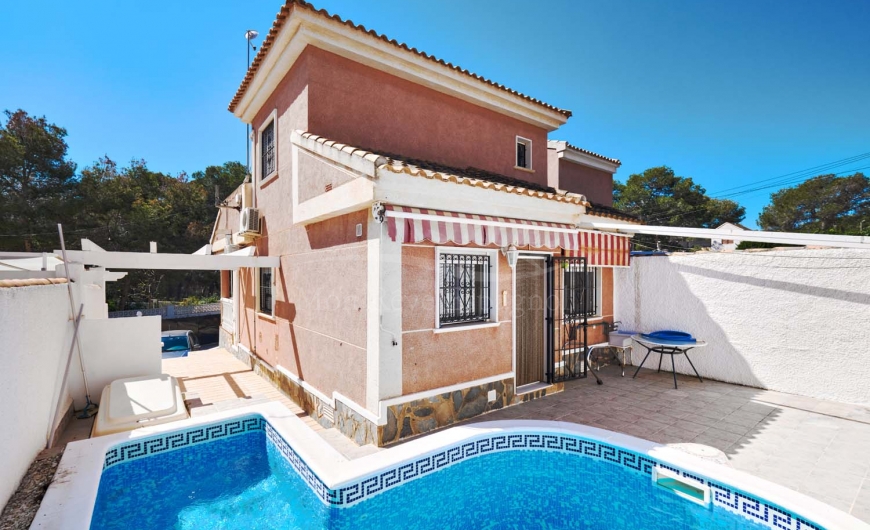 Sale - Semi-detached Villa - Pinar de Campoverde