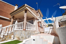 Sale - Semi-detached Villa - Pinar de Campoverde