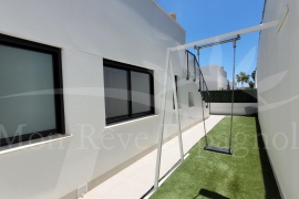 Sale - Villa - Pinar de Campoverde