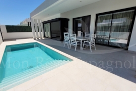 Sale - Villa - Pinar de Campoverde