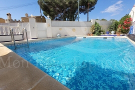 Sale - Villa - Pinar de Campoverde