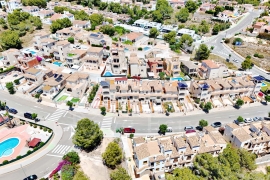 Sale - Town house on 2 levels  - Pinar de Campoverde