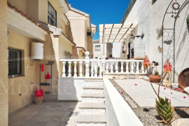 Sale - Town house on 2 levels  - Pinar de Campoverde
