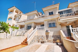 Sale - Town house on 2 levels  - Pinar de Campoverde