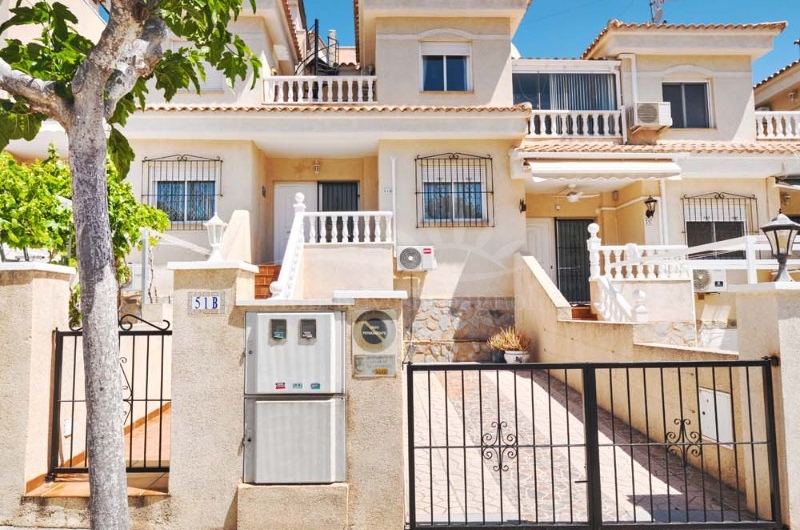 Sale - Town house on 2 levels  - Pinar de Campoverde