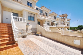 Sale - Town house on 2 levels  - Pinar de Campoverde