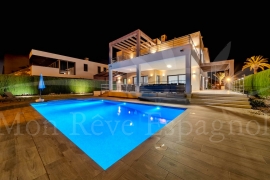 Sale - Villa - Cabo Roig
