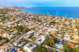 Sale - Villa - Cabo Roig