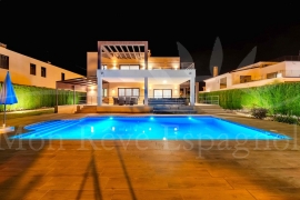 Sale - Villa - Cabo Roig