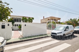 Sale - Villa - Pinar de Campoverde