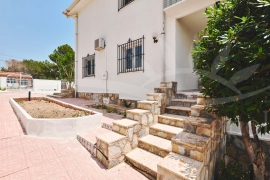 Sale - Villa - Pinar de Campoverde