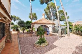 Sale - Villa - Pinar de Campoverde