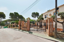 Sale - Villa - Pinar de Campoverde