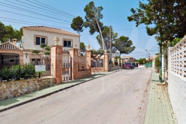 Sale - Villa - Pinar de Campoverde
