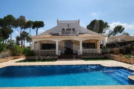 Sale - Villa - Pinar de Campoverde