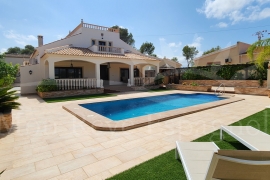 Sale - Villa - Pinar de Campoverde
