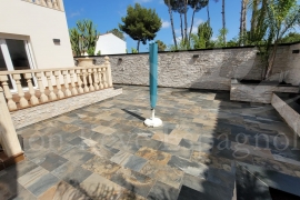 Sale - Villa - Pinar de Campoverde