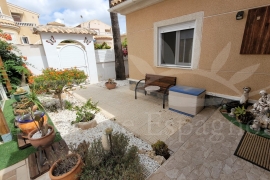 Sale - Villa - Pinar de Campoverde