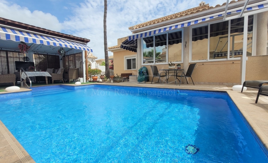 Sale - Villa - Pinar de Campoverde