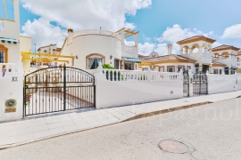 Sale - Villa - Pinar de Campoverde