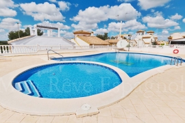 Sale - Villa - Pinar de Campoverde