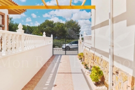 Sale - Villa - Pinar de Campoverde