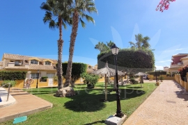 Sale - Semi-detached Villa - Orihuela costa - Lomas de Cabo Roig
