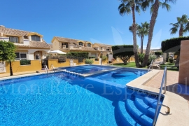 Sale - Semi-detached Villa - Orihuela costa - Lomas de Cabo Roig