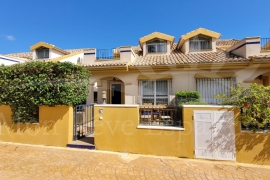 Sale - Semi-detached Villa - Orihuela costa - Lomas de Cabo Roig