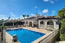 Sale - Villa - Pinar de Campoverde