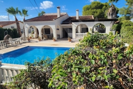 Sale - Villa - Pinar de Campoverde