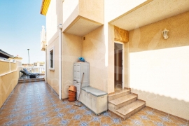 Sale - Semi-detached Villa - Pinar de Campoverde