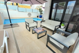 Sale - Semi-detached Villa - Orihuela costa - Las Filipinas