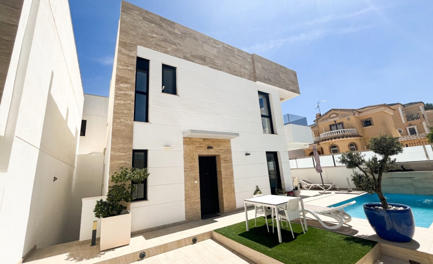 Sale - Semi-detached Villa - Orihuela costa - Las Filipinas