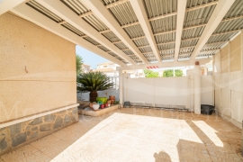 Sale - Villa - Pinar de Campoverde