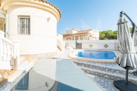 Sale - Villa - Pinar de Campoverde