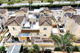 Sale - Semi-detached Villa - Pinar de Campoverde