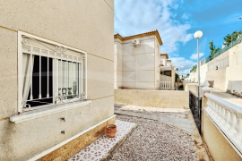 Sale - Semi-detached Villa - Pinar de Campoverde