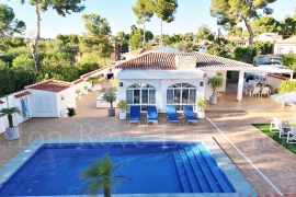 Sale - Villa - Pinar de Campoverde