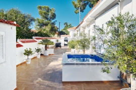 Sale - Villa - Pinar de Campoverde