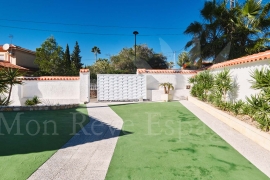 Sale - Villa - Pinar de Campoverde