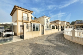 Venta - Chalet - Pinar de Campoverde