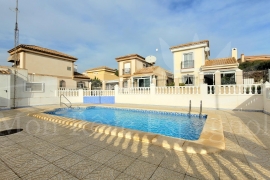 Venta - Chalet - Pinar de Campoverde