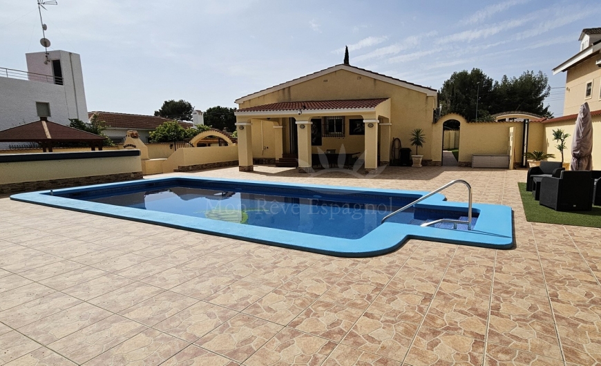 Sale - Villa - Pinar de Campoverde
